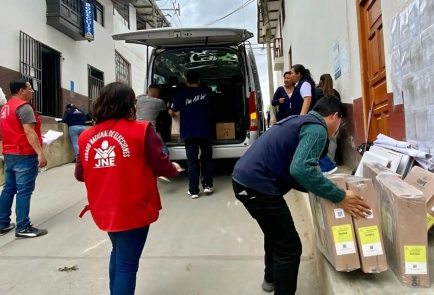 Amazonas: JEE Chachapoyas refuerza fiscalización durante despliegue de material electoral