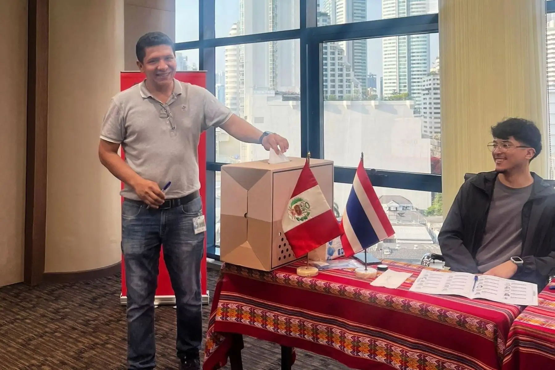 Elecciones 2026: peruanos en Japón, Corea y Tailandia cumplen con su deber cívico de votar