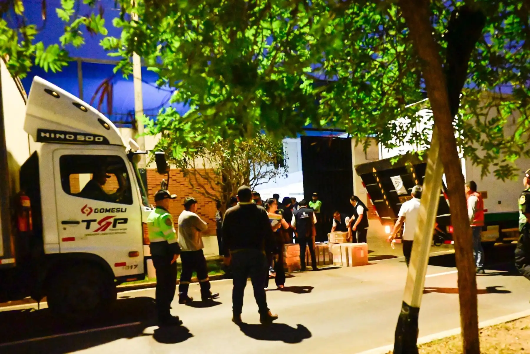 Medidas de seguridad en los exteriores del colegio IE Parroquial Reina de La Paz, ubicado en San Isidro. Foto: ANDINA/Maria Paloma del Solar