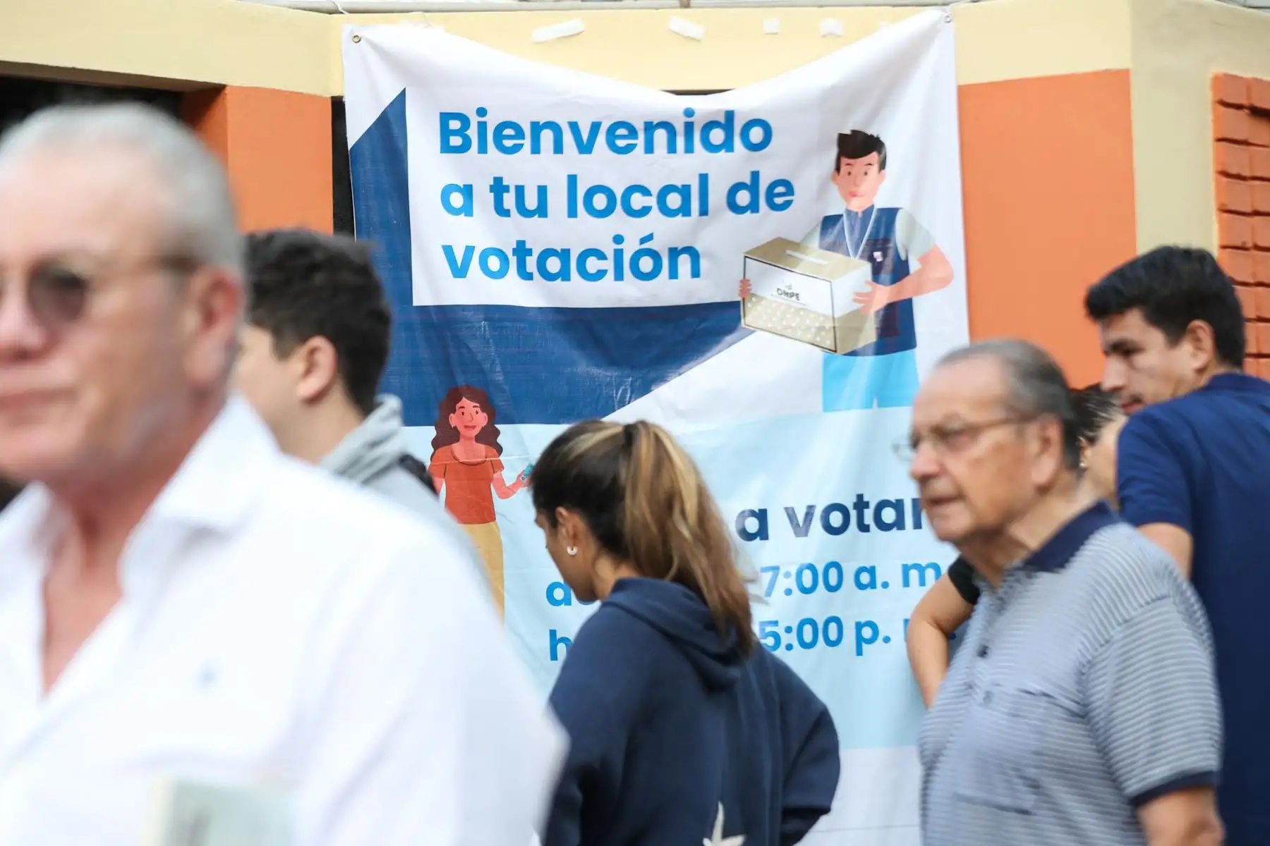 Exteriores del Colegio de los Sagrados Corazones de Belén, en San Isidro. Foto: ANDINA/Ricardo Cuba.
