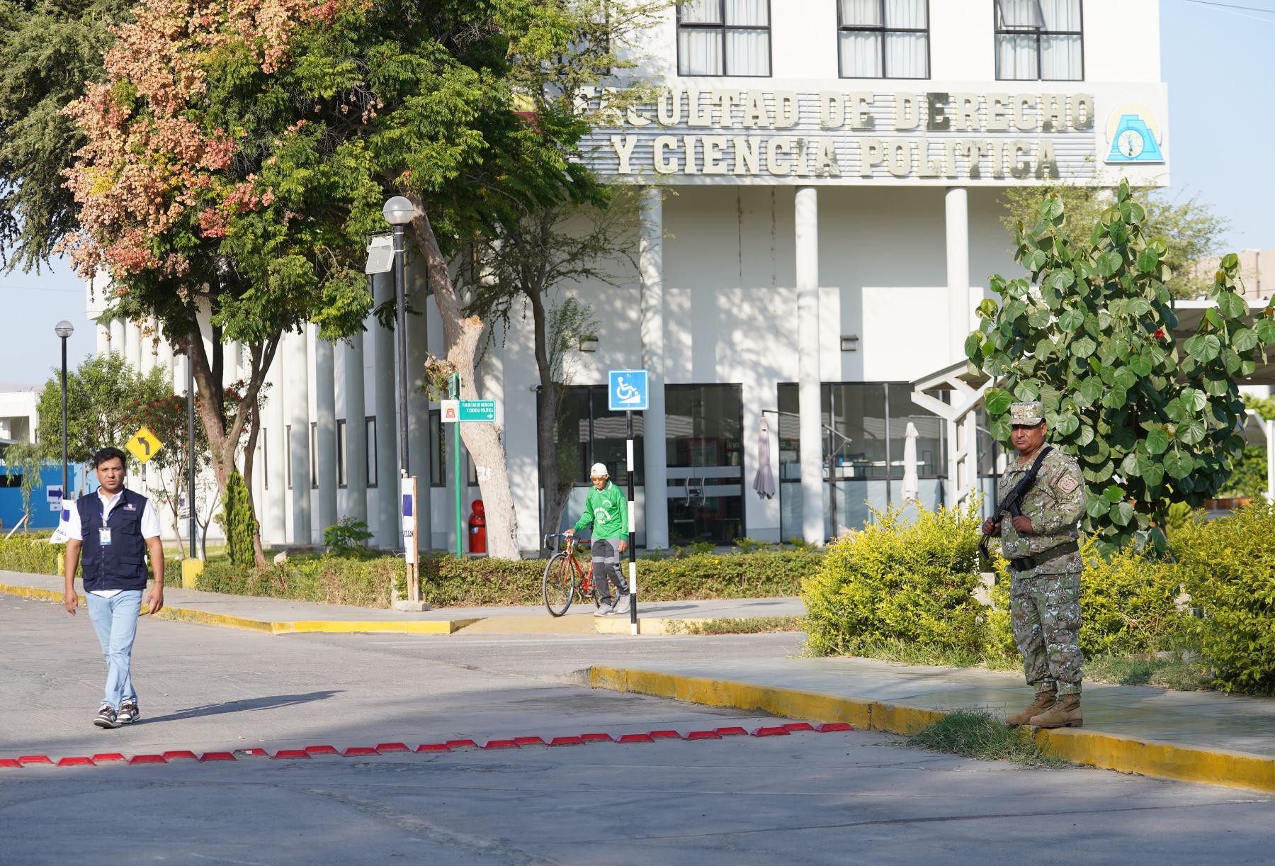 Elecciones 2026: 713,997 iqueños acuden hoy a las urnas para cumplir con su deber cívico