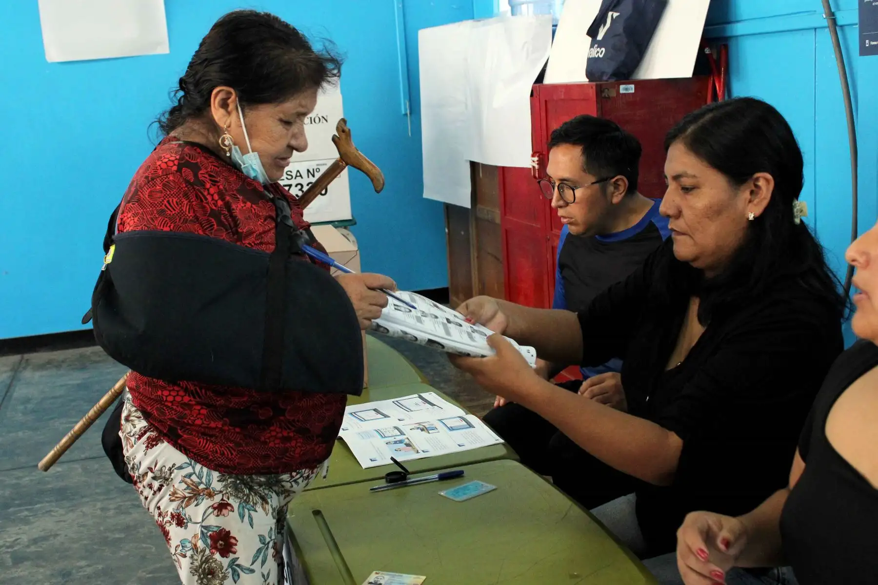 Un total de 27 millones 325 mil 432 votantes en el país y en el extranjero, participan hoy en los comicios generales para elegir al presidente de la República, 60 senadores, 130 diputados y 5 parlamentarios andinos. Foto: ANDINA/Rodrigo Segovia