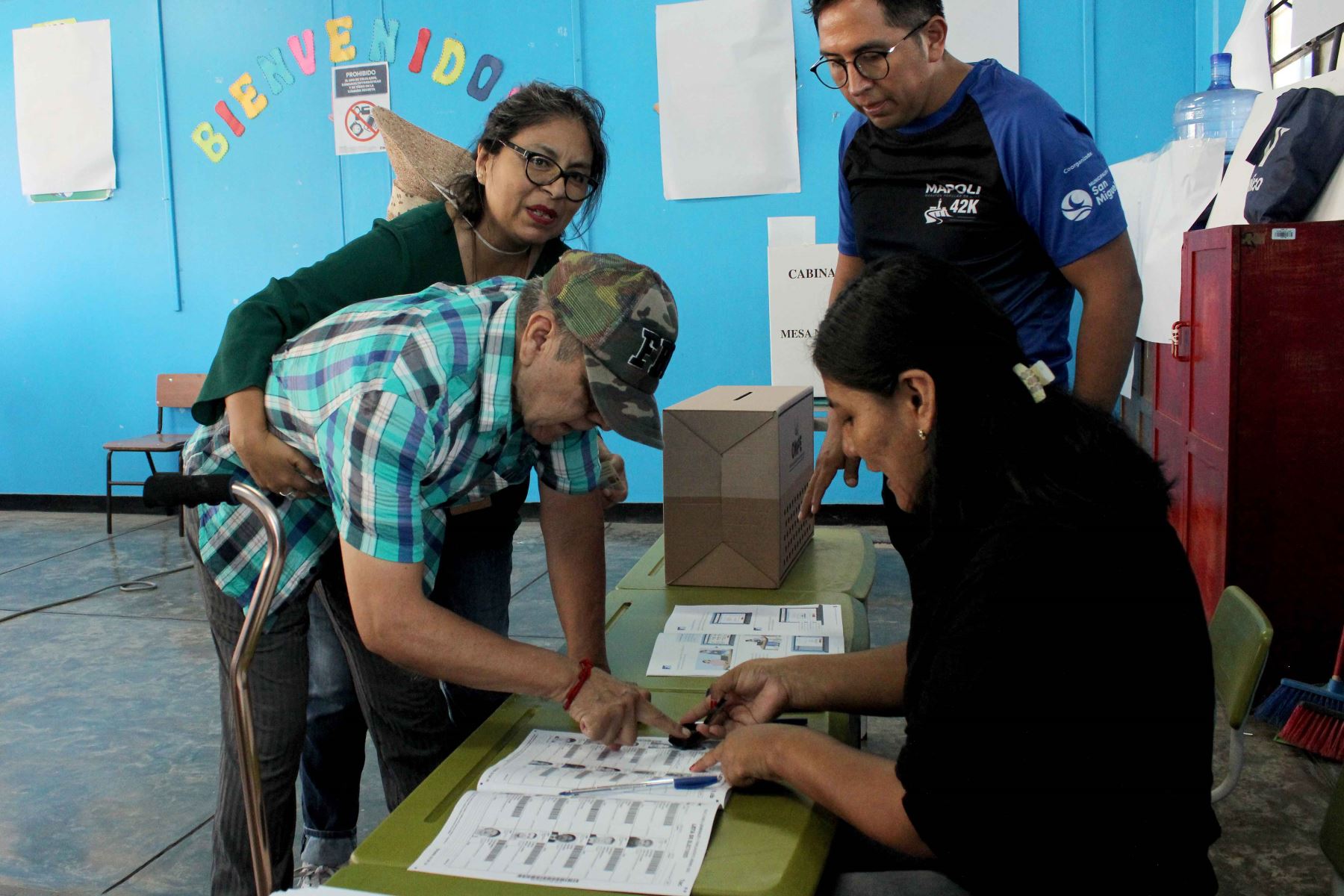 Un total de 27 millones 325 mil 432 votantes en el país y en el extranjero, participan hoy en los comicios generales para elegir al presidente de la República, 60 senadores, 130 diputados y 5 parlamentarios andinos. Foto: ANDINA/Rodrigo Segovia