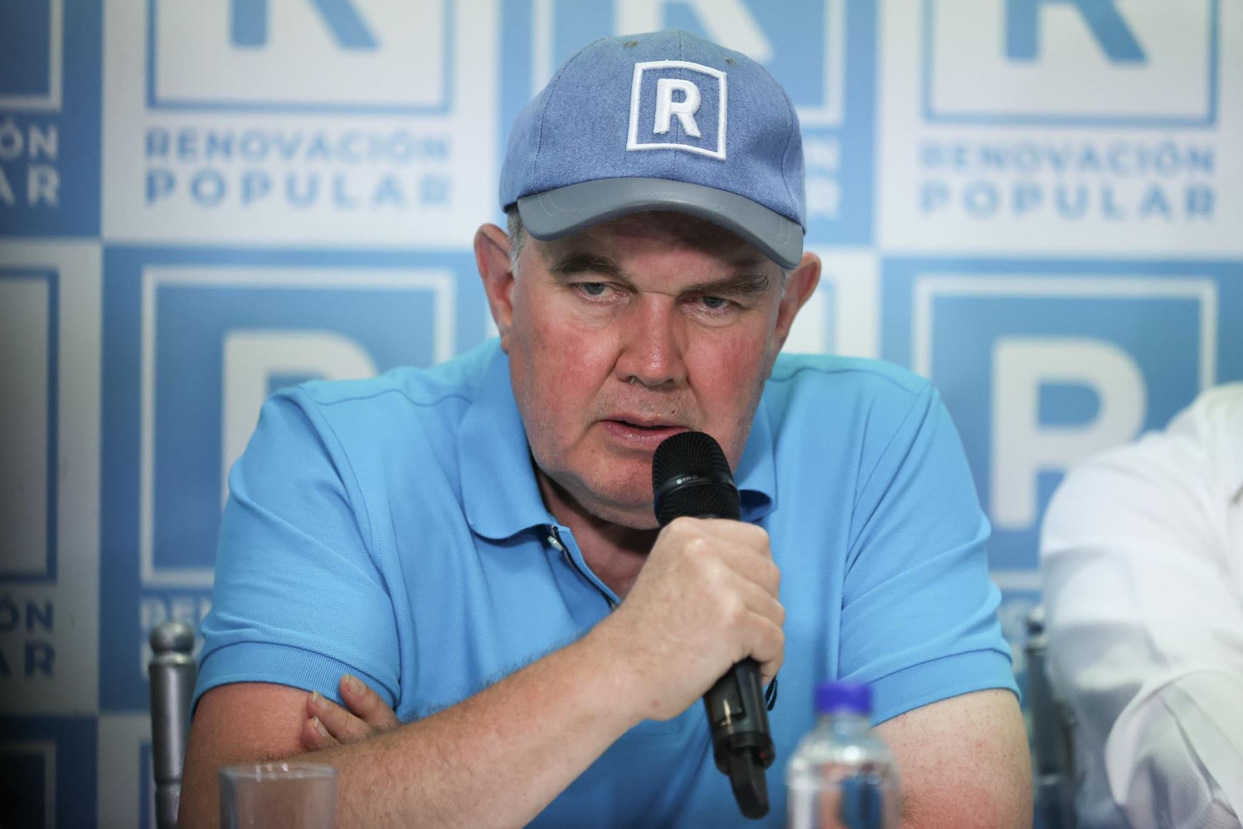 Elecciones 2026: López Aliaga señala que su partido perdió votos por mesas no instaladas