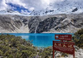 La Laguna 69 se posiciona como uno de los principales atractivos turísticos de Áncash. Durante el 2025 recibió cerca de 50,000 visitantes, la mayoría extranjeros.