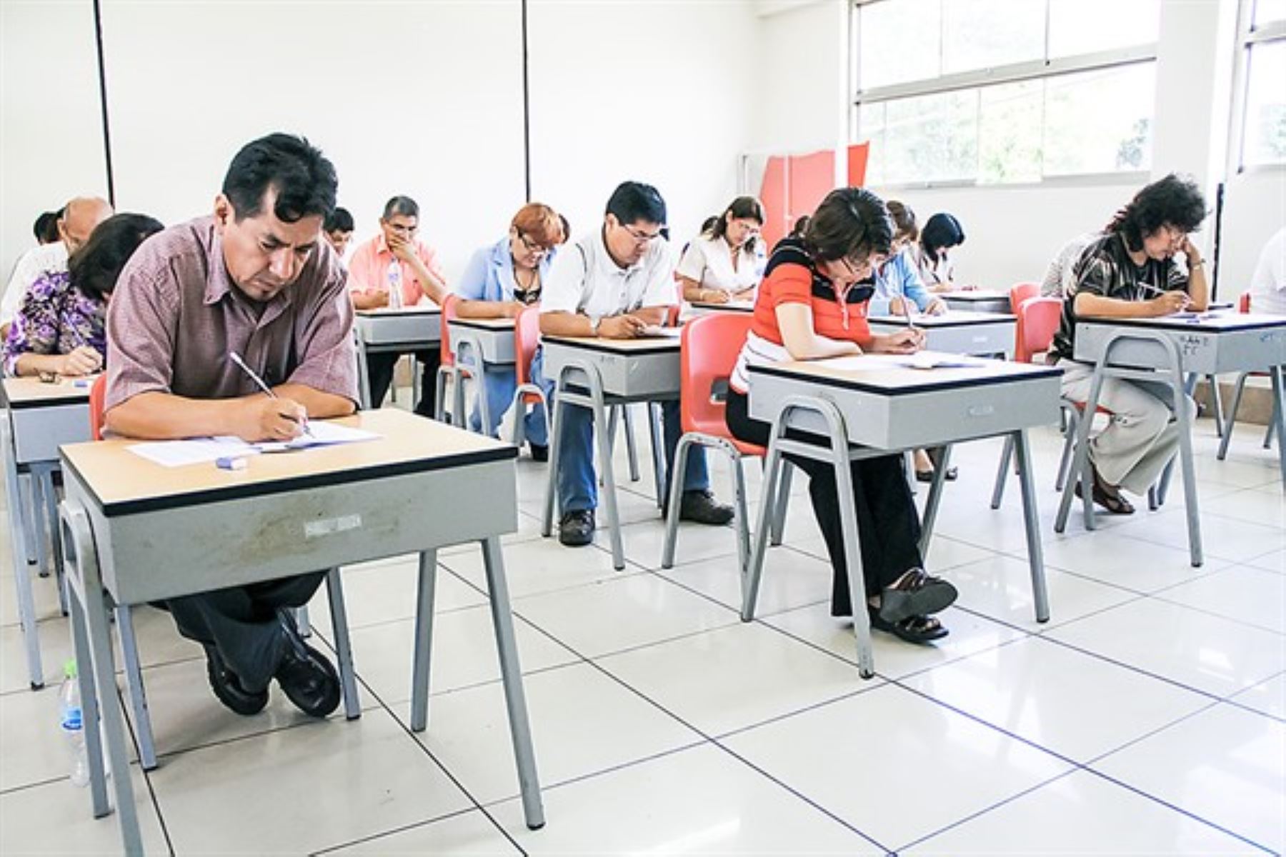 Maestros: Minedu fija reglas para capacitaciones del año