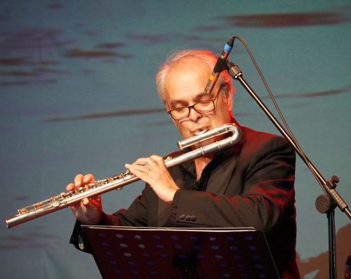 Conversatorios y recitales con músicos extranjeros en la Universidad Nacional de Música.