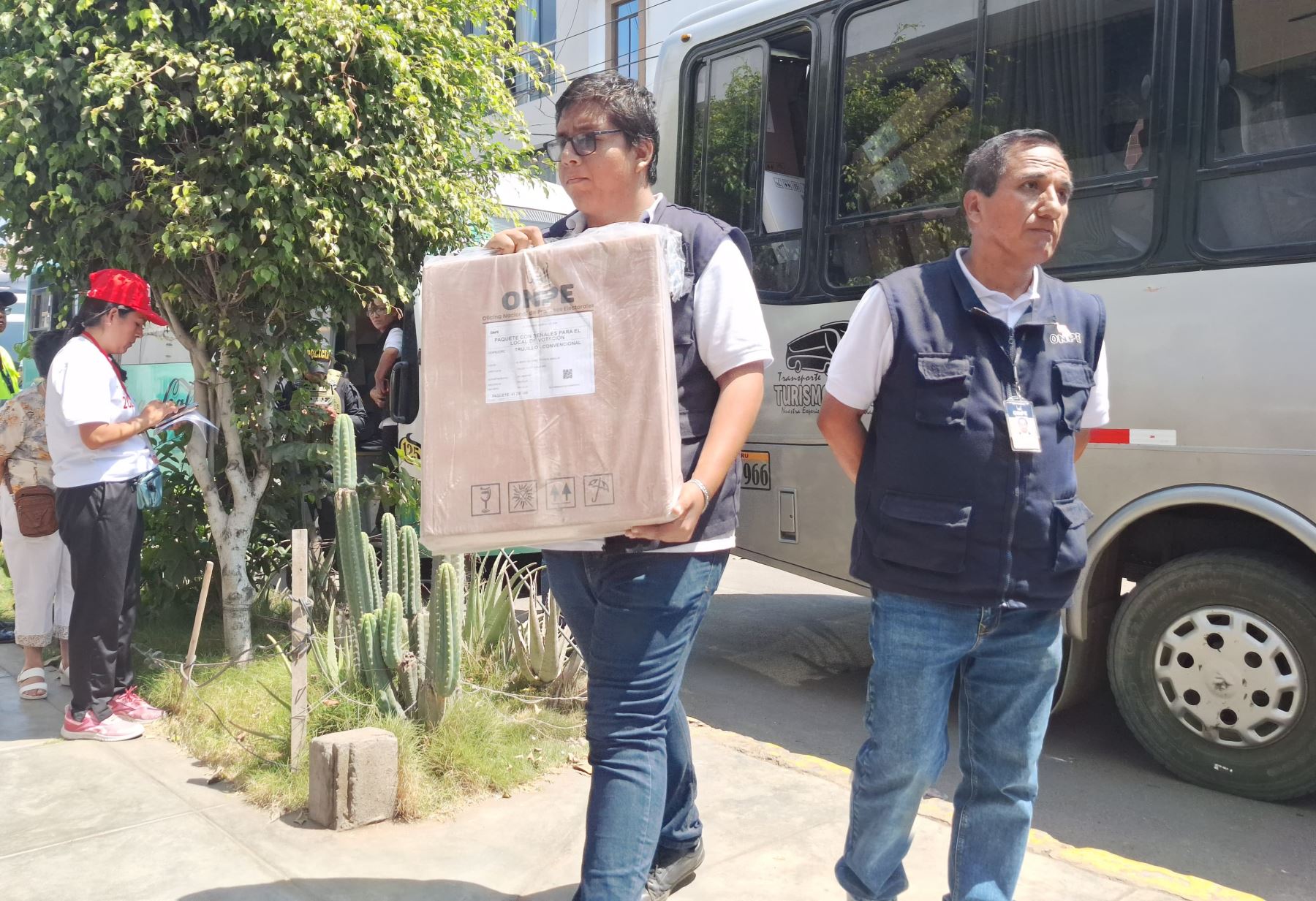 Elecciones 2026: JNE pide a la ONPE envío inmediato de la totalidad de actas observadas