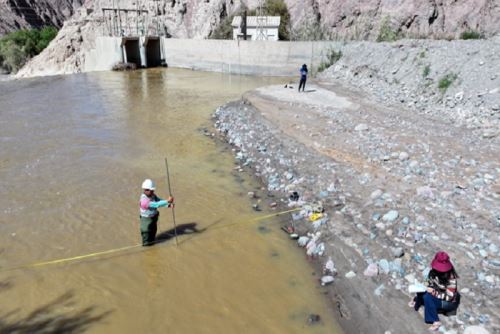 Para los próximos días, no se descarta la ocurrencia de lluvias puntuales de moderada a fuerte intensidad, las cuales podrían generar fluctuaciones temporales en los niveles de los ríos,. Fotos: Senamhi