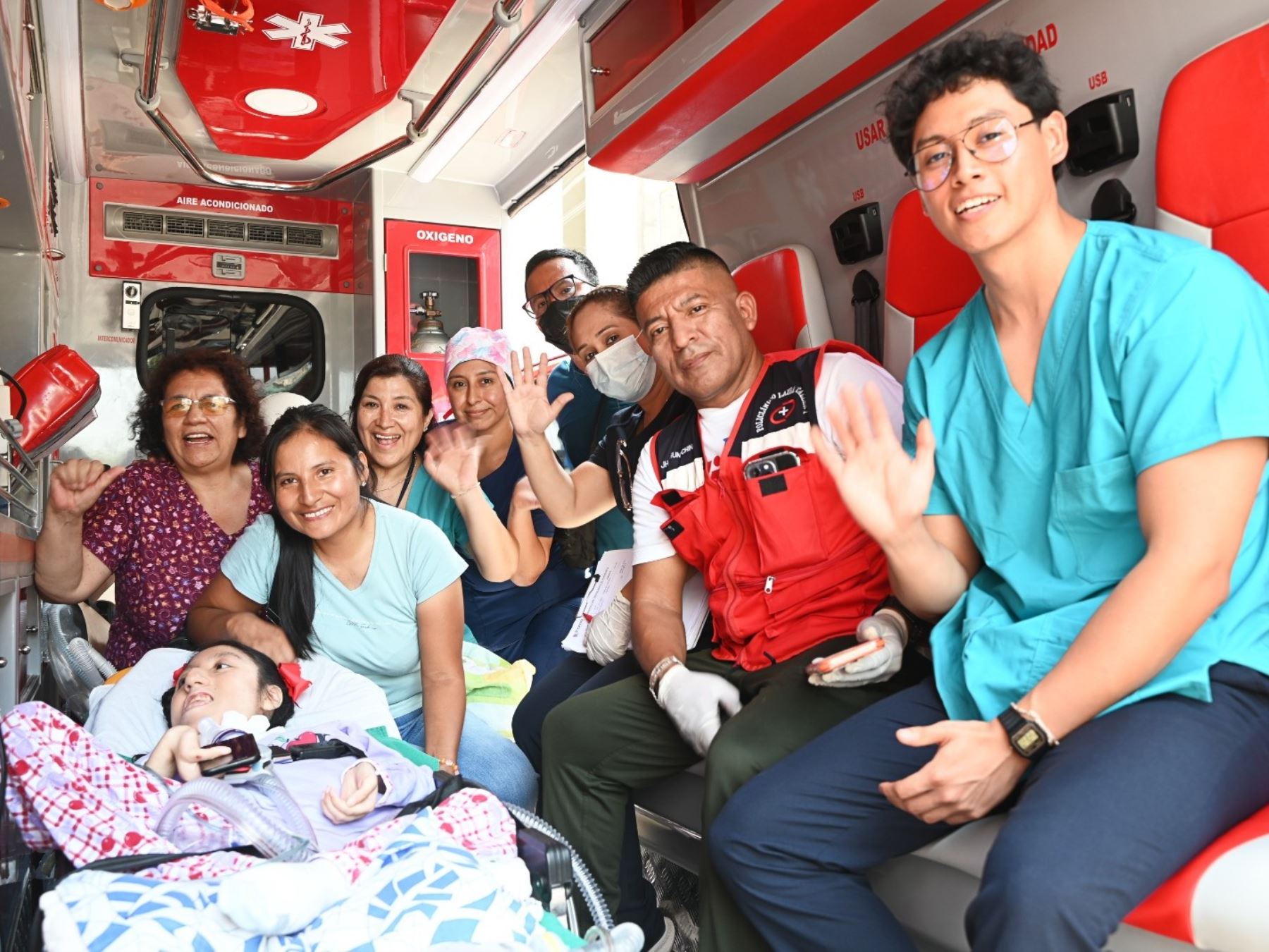 Paciente regresa a casa tras permanecer 19 años en UCI