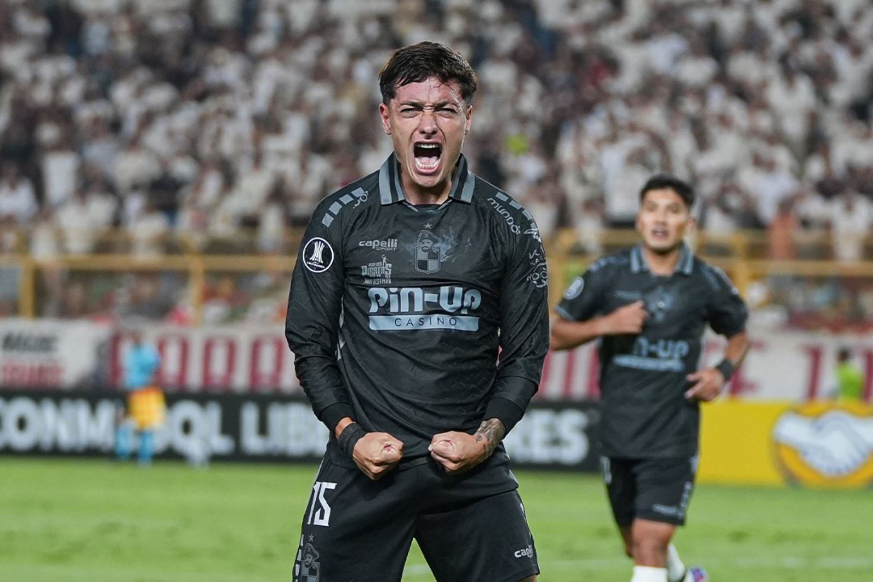 Cristián Zavala de Coquimbo Unido celebra un gol este martes, en un partido de la fase de grupos de la Copa Libertadores entre Universitario de Deportes y Coquimbo Unido. Foto: X Coquimbo Unido