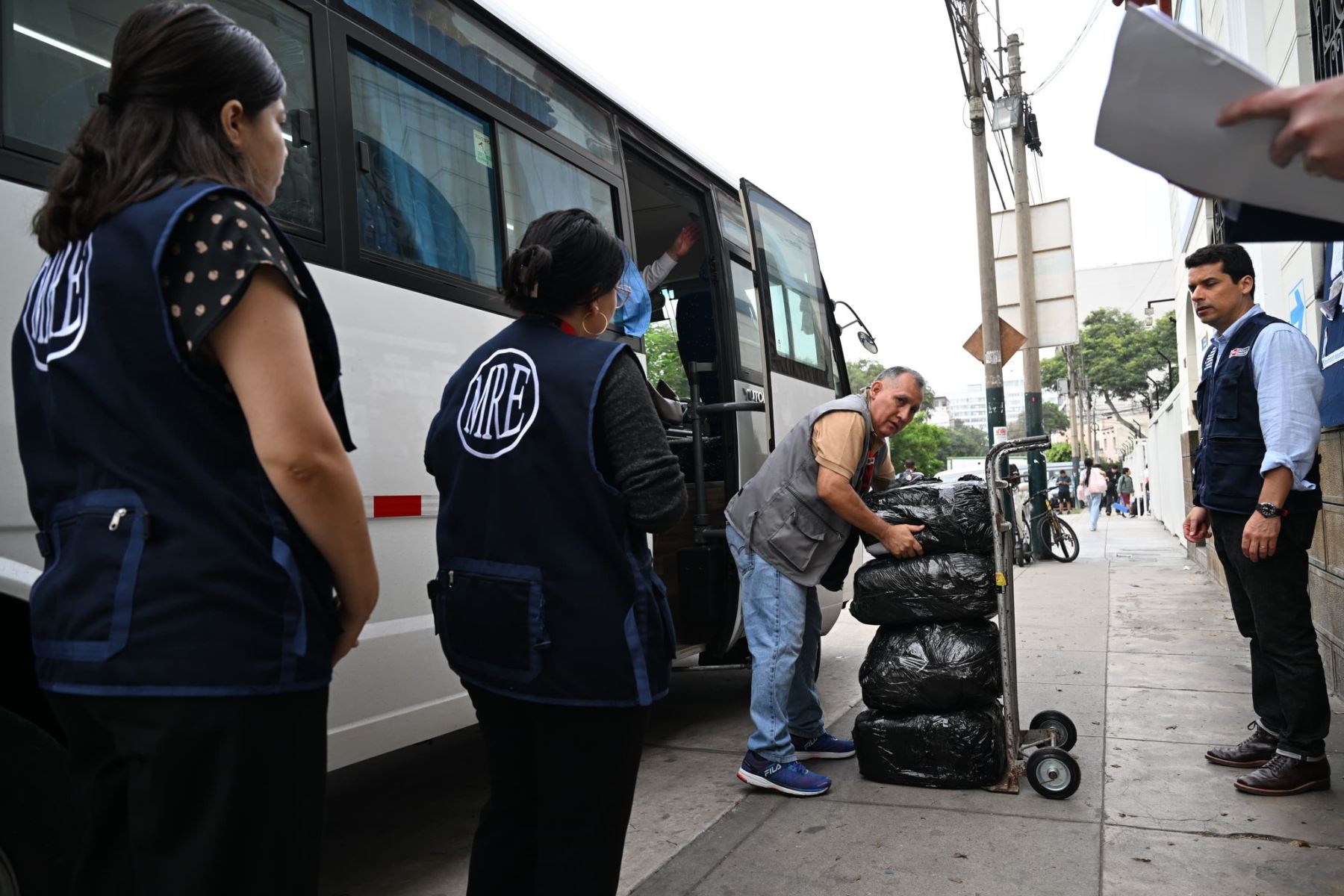 Elecciones 2026: Cancillería informa que continúa llegando material electoral del exterior