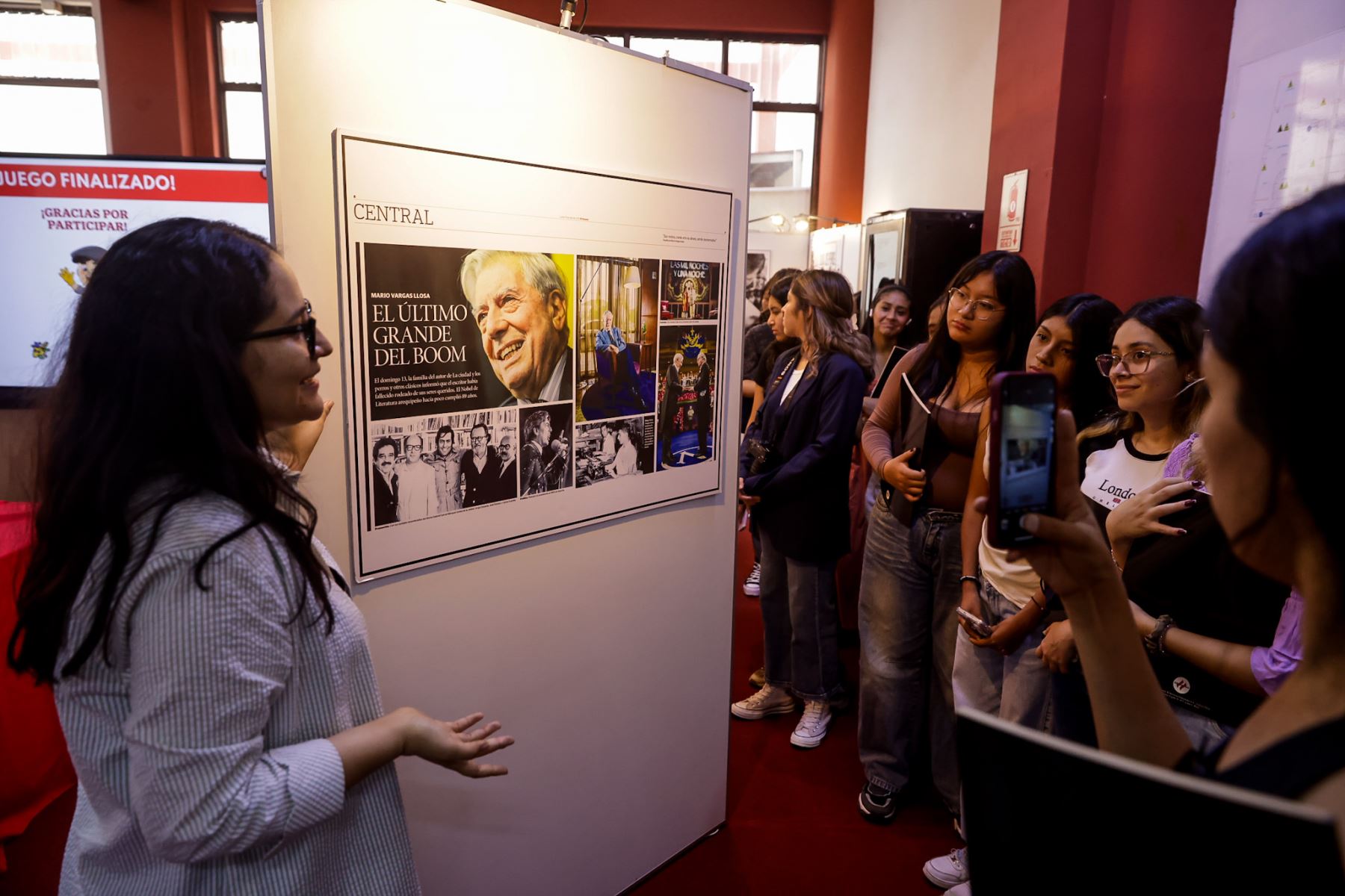 Estudiantes de la carrera de Comunicación de la Universidad Femenina del Sagrado Corazón (UNIFÉ) visitaron la Agencia de Noticias Andina, donde recibieron charlas de profesionales de las áreas de multimedia, redes sociales, redacción, fotografía y canal de televisión. Foto: ANDINA/Luis Iparraguirre