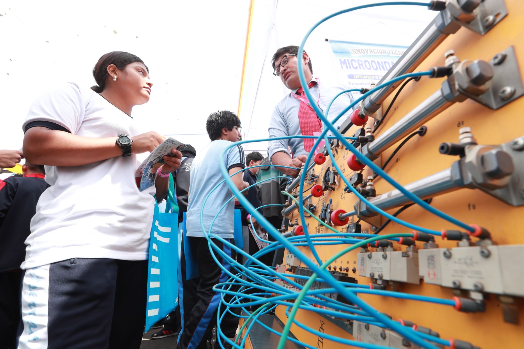 Feria FORMATEC Lima 2026 acerca a los jóvenes a a carreras técnicas con alta demanda laboral.
Foto: ANDINA/Verónica Calderón Zúñiga