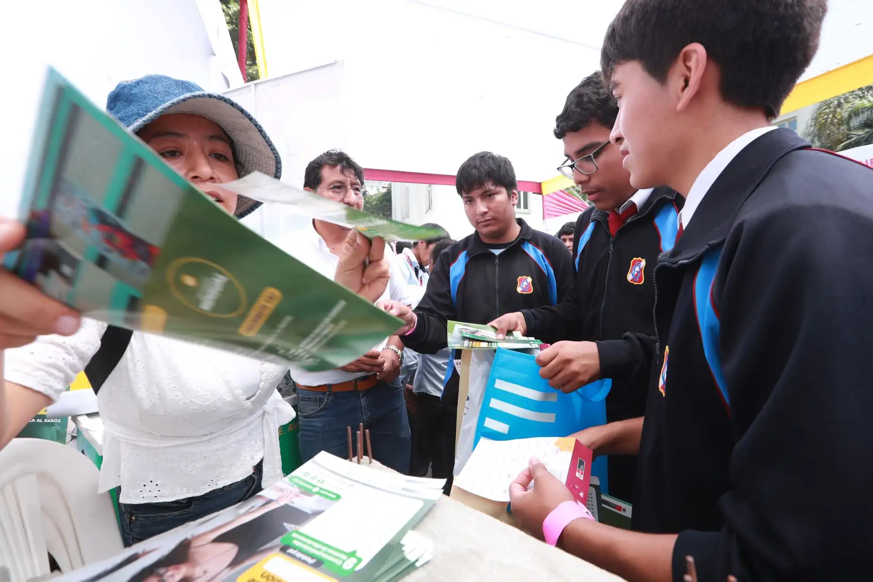 MTPE conectará a estudiantes de secundaria técnica con oportunidades de empleo