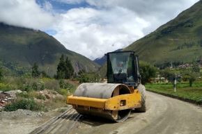 Provías Nacional ejecuta trabajos de mantenimiento rutinario en la Vía de Evitamiento de Ollantaytambo. Foto: MTC/Difusión.