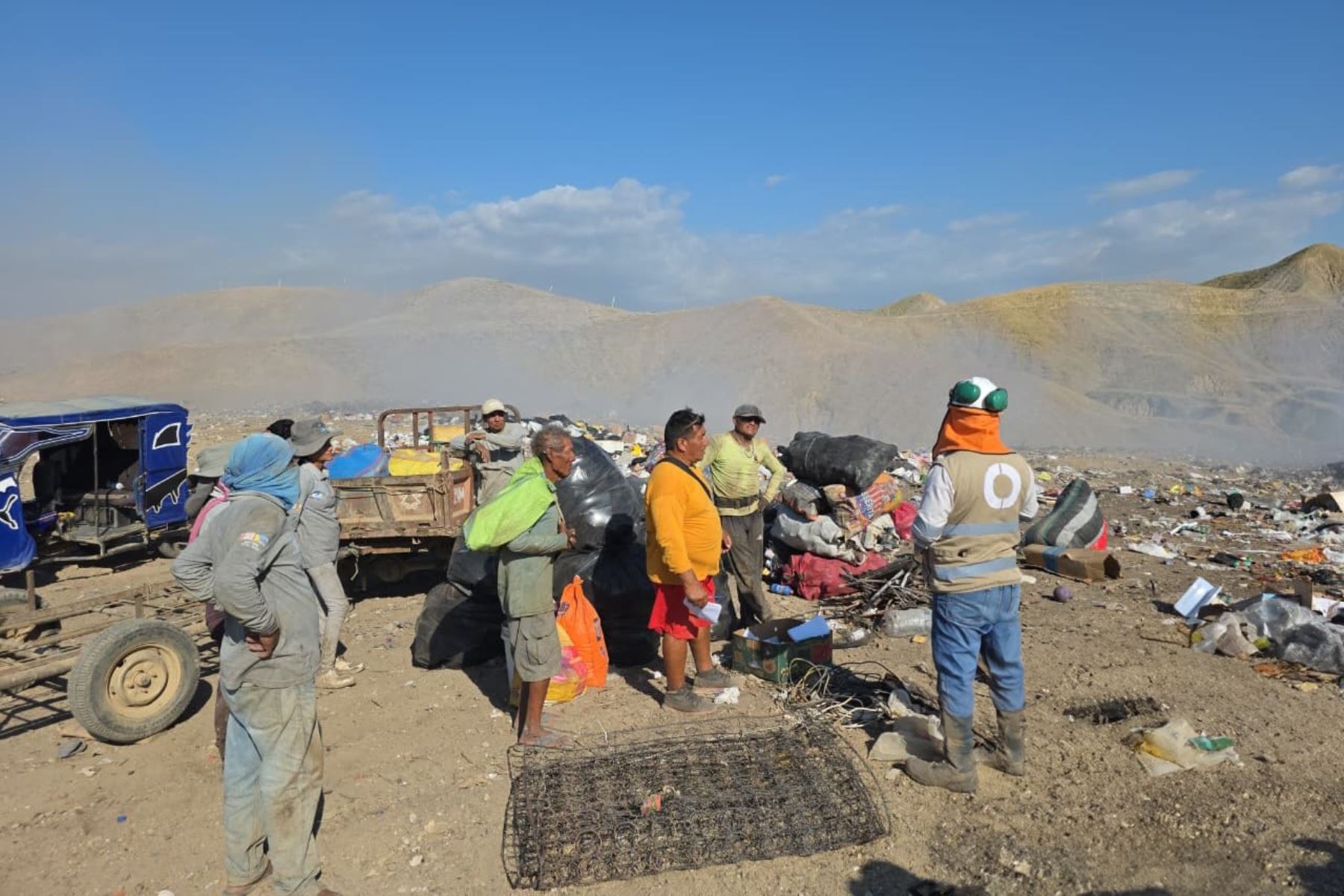 Piura: OEFA supervisó incendio en botadero municipal del distrito de Los Órganos