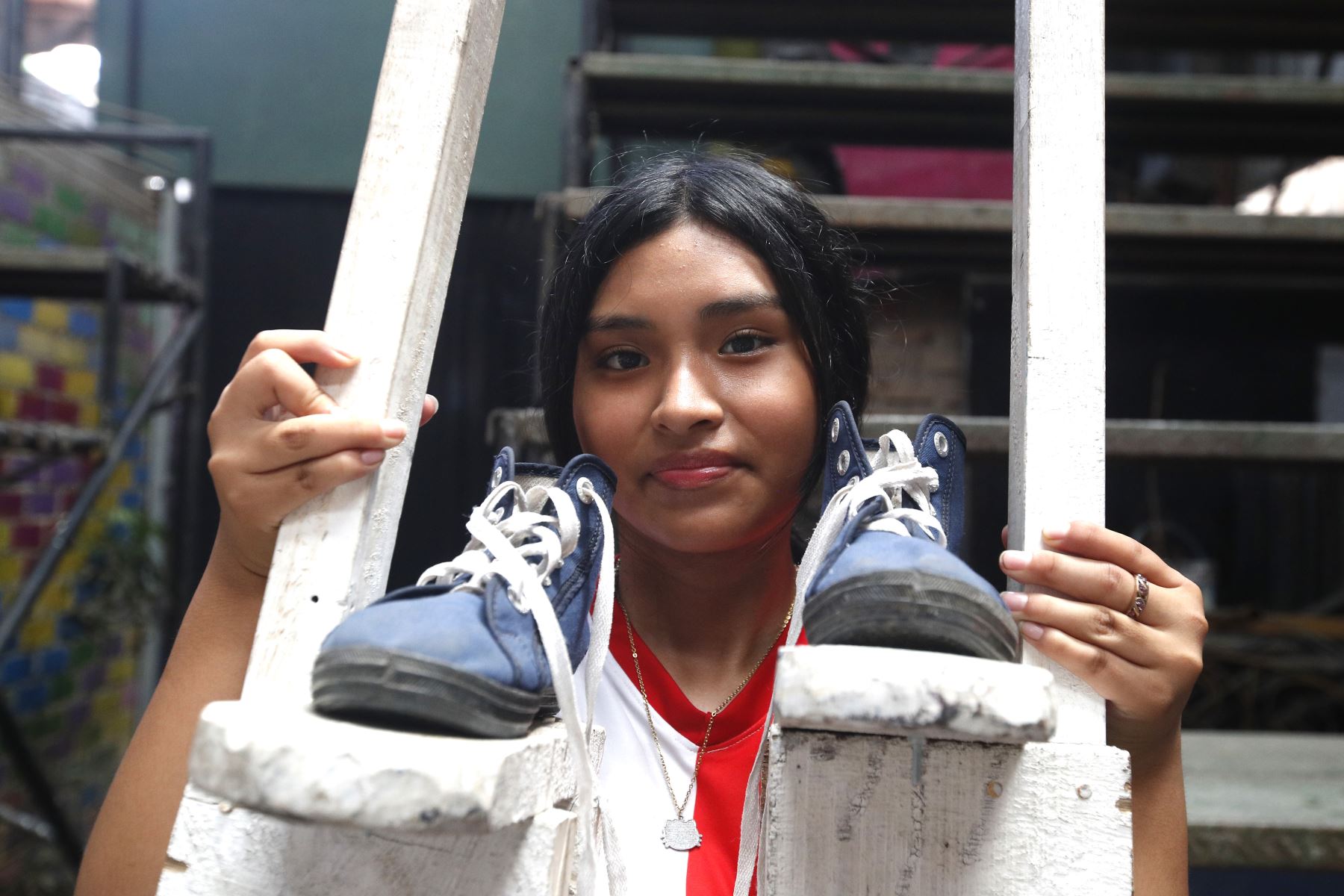 A lo largo de 25 ediciones, Jorge Rodríguez se ha consolidado como uno de los principales impulsores del Festival Internacional de Teatro en Calles Abiertas (Fiteca), que se realiza en el barrio de La Balanza, en Comas.
Foto: ANDINA/ Eddy Ramos