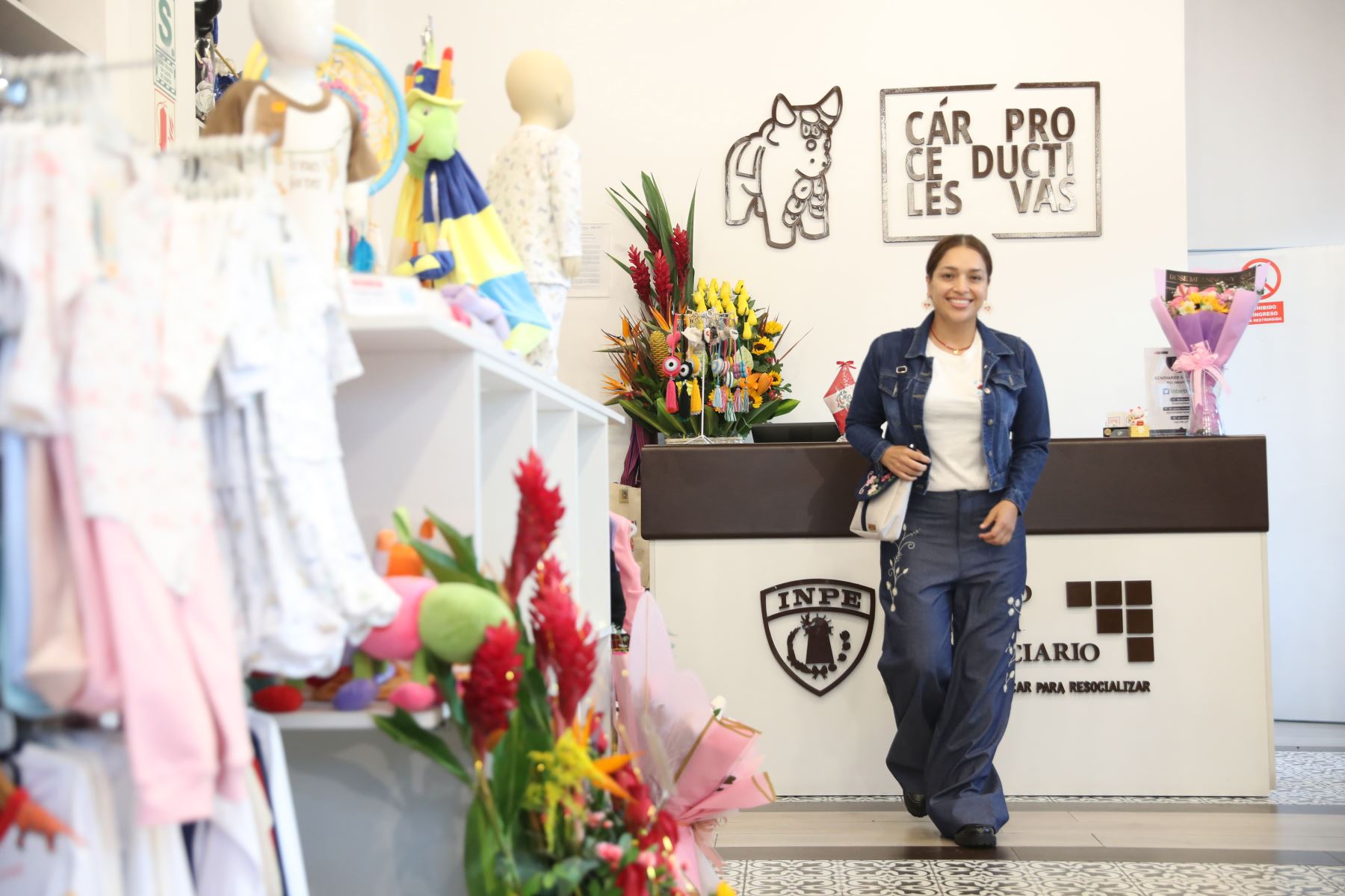 Todos los productos son elaborados bajo estándares de calidad que reflejan el talento y dedicación de sus creadores.  Foto: ANDINA/Ricardo Cuba