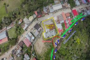 El Ingemmet recomienda implementar medidas urgentes como la construcción de defensas ribereñas, limpieza y encauzamiento de la quebrada, así como la restricción de nuevas edificaciones cercanas a ambas márgenes de la quebrada.Sanchirio Palomar.