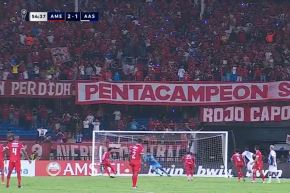 Yeison Guzmán convierte de penal el 2-1 a favor de América de Cali. Foto: Captura TV