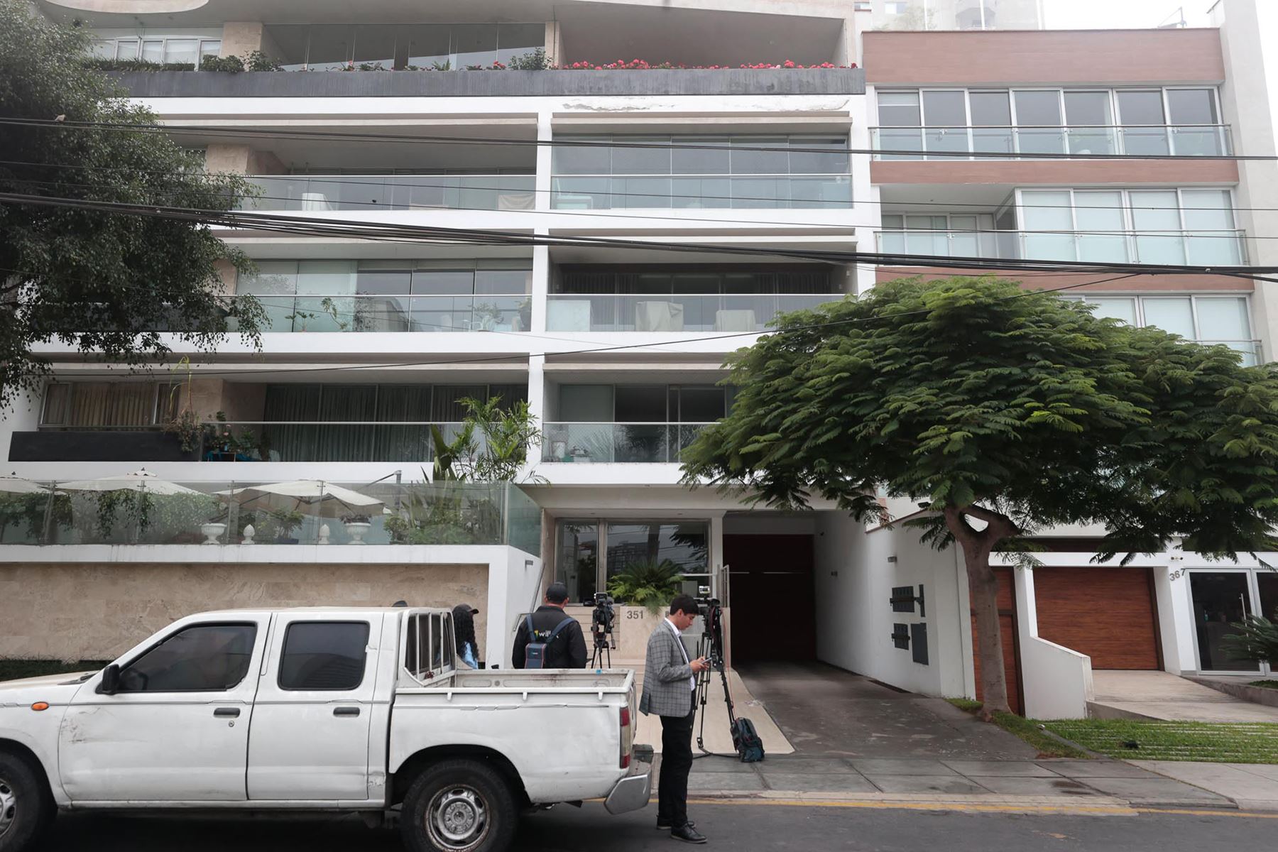 Peru: Homes of Callao mayor and former mayor raided in alleged corruption case