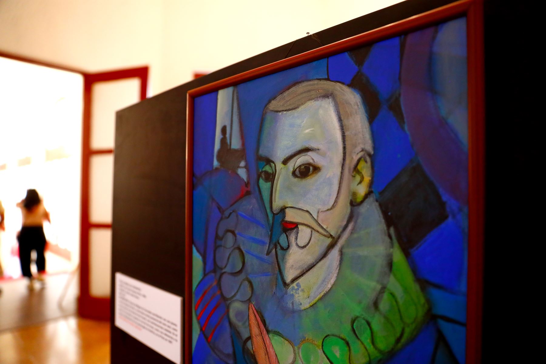 La exposición "Miguel de Cervantes y Don Quijote de la Mancha en el Callao", en el Museo de Historia y Arte del Callao, alberga casi 300 objetos pertenecientes al historiador Juan Augusto Fernández Valle, entre pinturas, esculturas, libros, revistas, muñecos de colección y demás souvenirs. Foto: ANDINA/Daniel Bracamonte