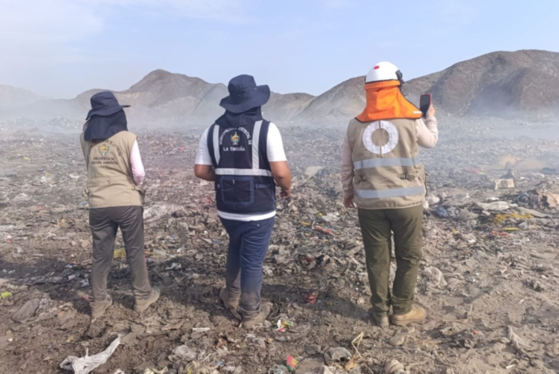 Ica: OEFA detecta alto riesgo ambiental en botadero de Lomo Largo y dispone medidas