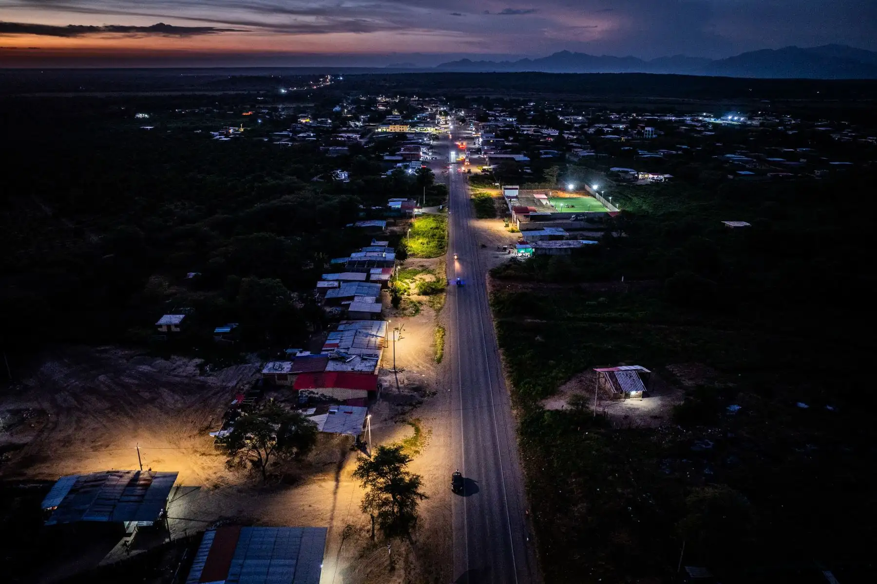 El presidente de la república, José María Balcázar afirmó hoy que la prioridad de su Gobierno es terminar con la brecha en electrificación en los pueblos más olvidados del Perú. Foto: ANDINA/ Prensa Presidencia