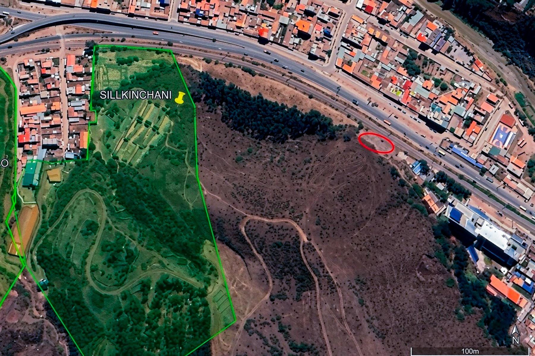 De acuerdo a investigaciones realizadas, Silkinchani fue un espacio administrativo de control para personas que se desplazaban precisamente al altiplano. Aquí hay una cancha y también colcas (por su estratégica ubicación geográfica), donde se almacenaban productos como el maíz.

Foto: ANDINA/Percy Hurtado Santillán