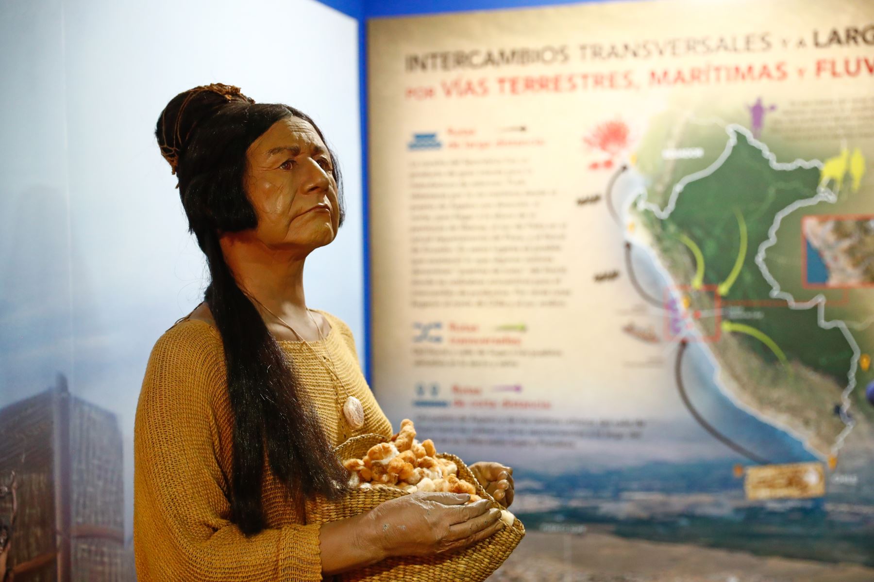 Desde el Ministerio de Cultura en San Borja se realizó la presentación oficial del reciente hallazgo arqueológico en Áspero, ciudad pesquera de la civilización Caral, a cargo de la directora de la Zona Arqueológica Caral, Ruth Shady, y del jefe del sitio arqueológico de Áspero, David Palomino. Foto: ANDINA/Daniel Bracamonte