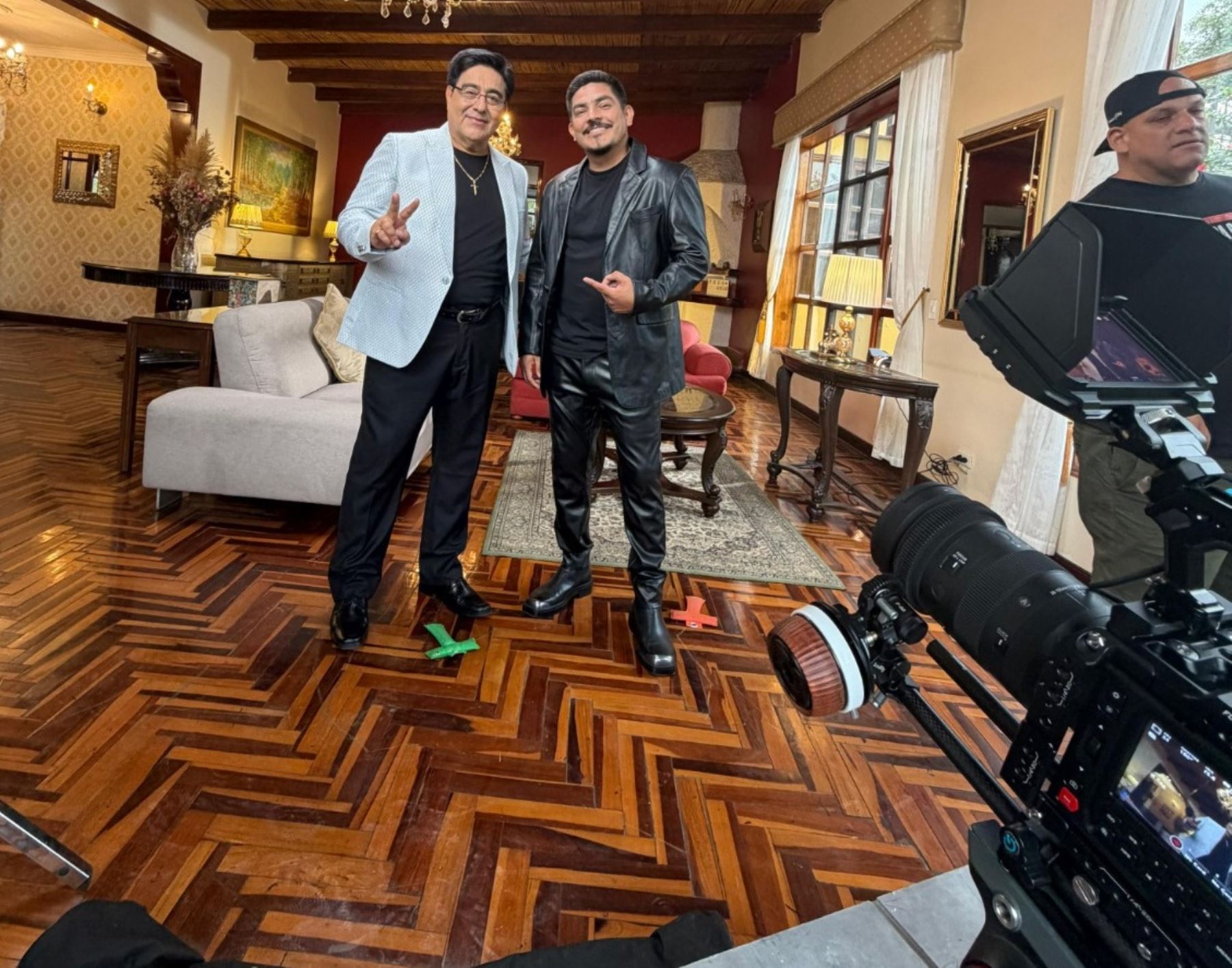 Erick Elera y Lucho Paz unen sus voces para lanzar tema