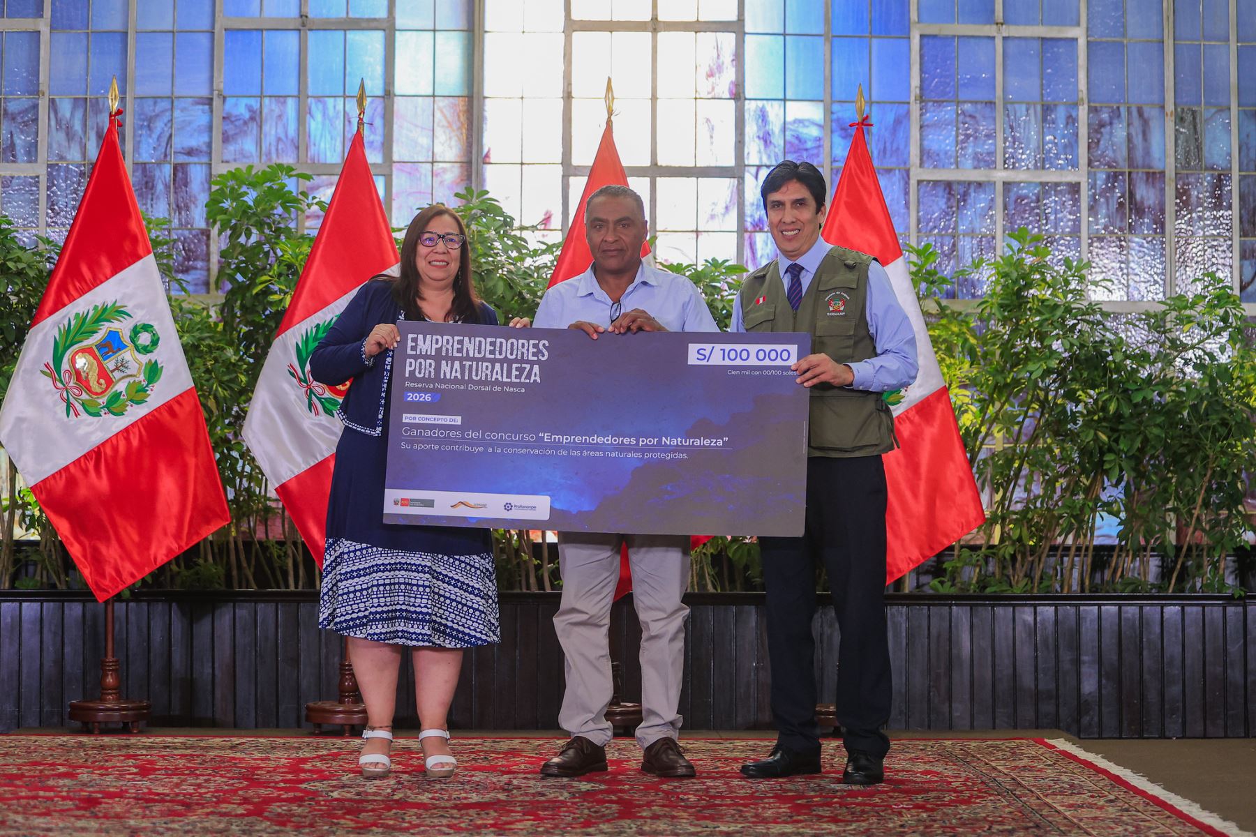 El presidente de la república, José María Balcázar, participó en la Ceremonia de premiación a ganadores del Fondo Concursable “Emprendedores por Naturaleza” 2026 en el marco del Día Internacional de la Tierra. Foto: ANDINA/Prensa Presidencia
