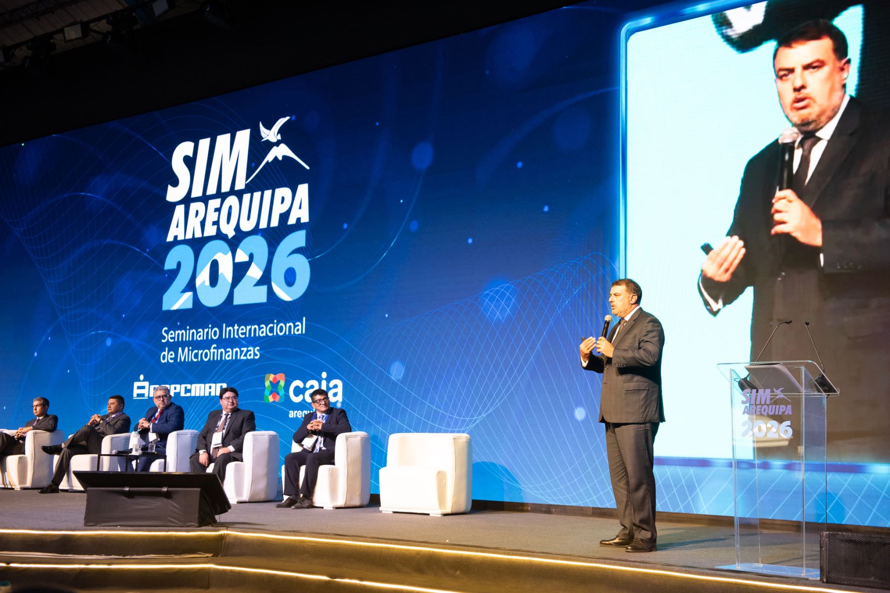 Cofide: financiamiento subordinado permitirá multiplicar hasta por 10 el crédito a mypes