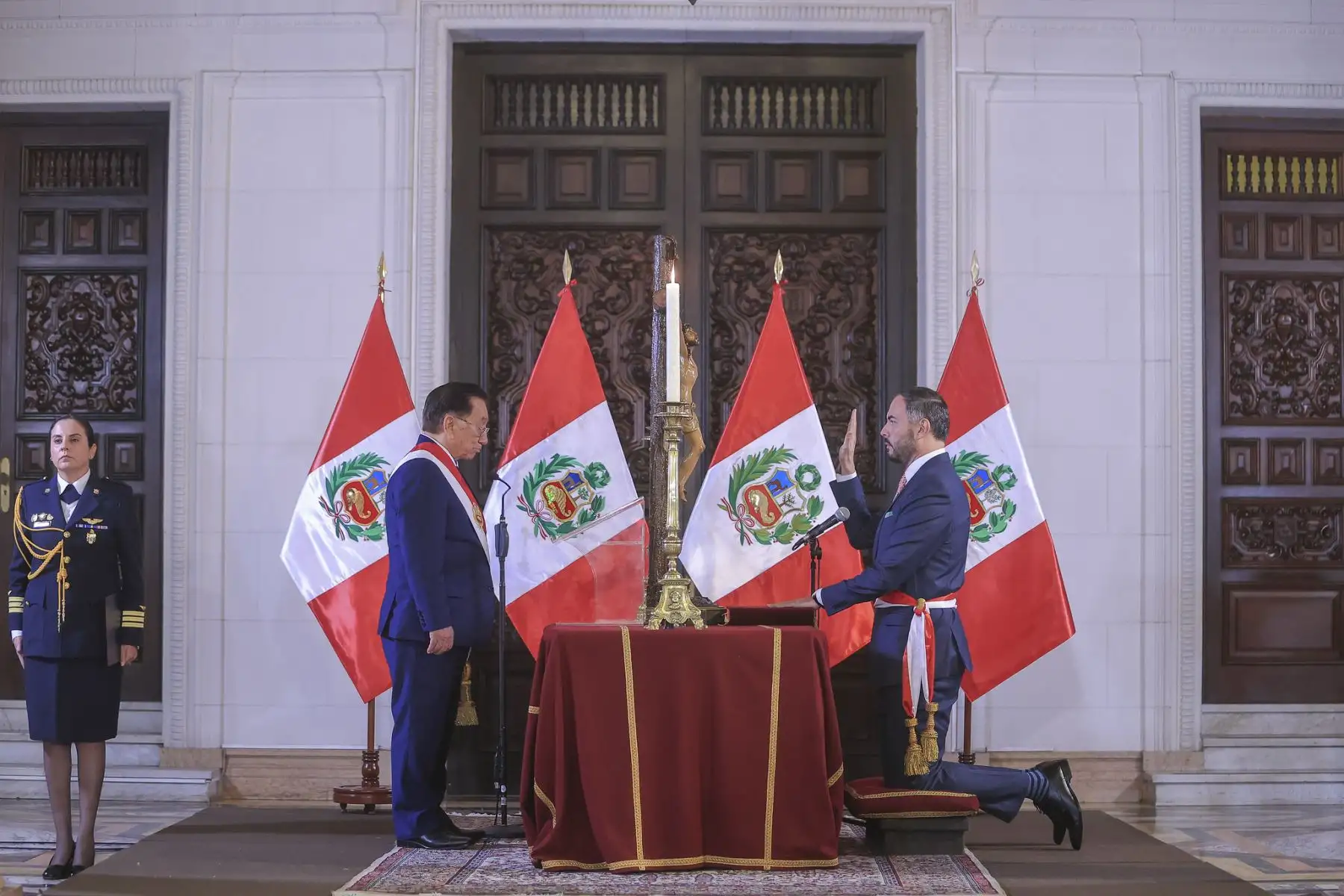 Amadeo Flores Carcagno jura como nuevo ministro de Defensa. Foto: ANDINA/Prensa Presidencia