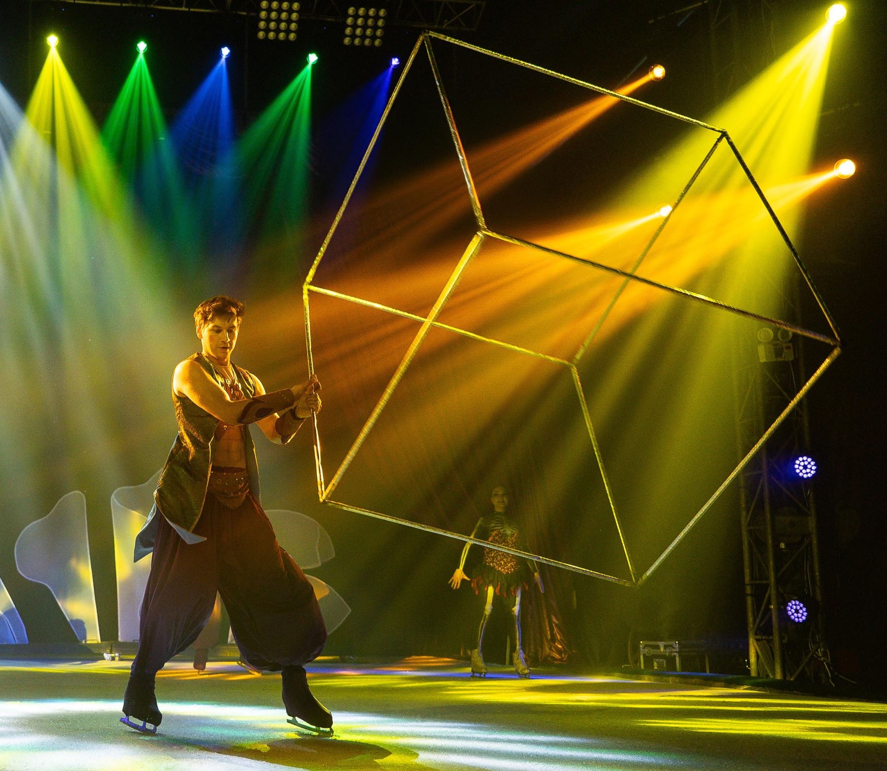 Aladino cobra vida sobre hielo en Lima