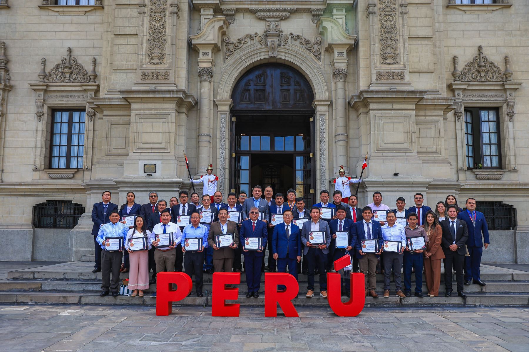 Presidente José María Balcázar participa de la ceremonia de Suscripción de Convenios de Cooperación Interinstitucional para la Región Cusco. Foto: ANDINA/Prensa Presidencia