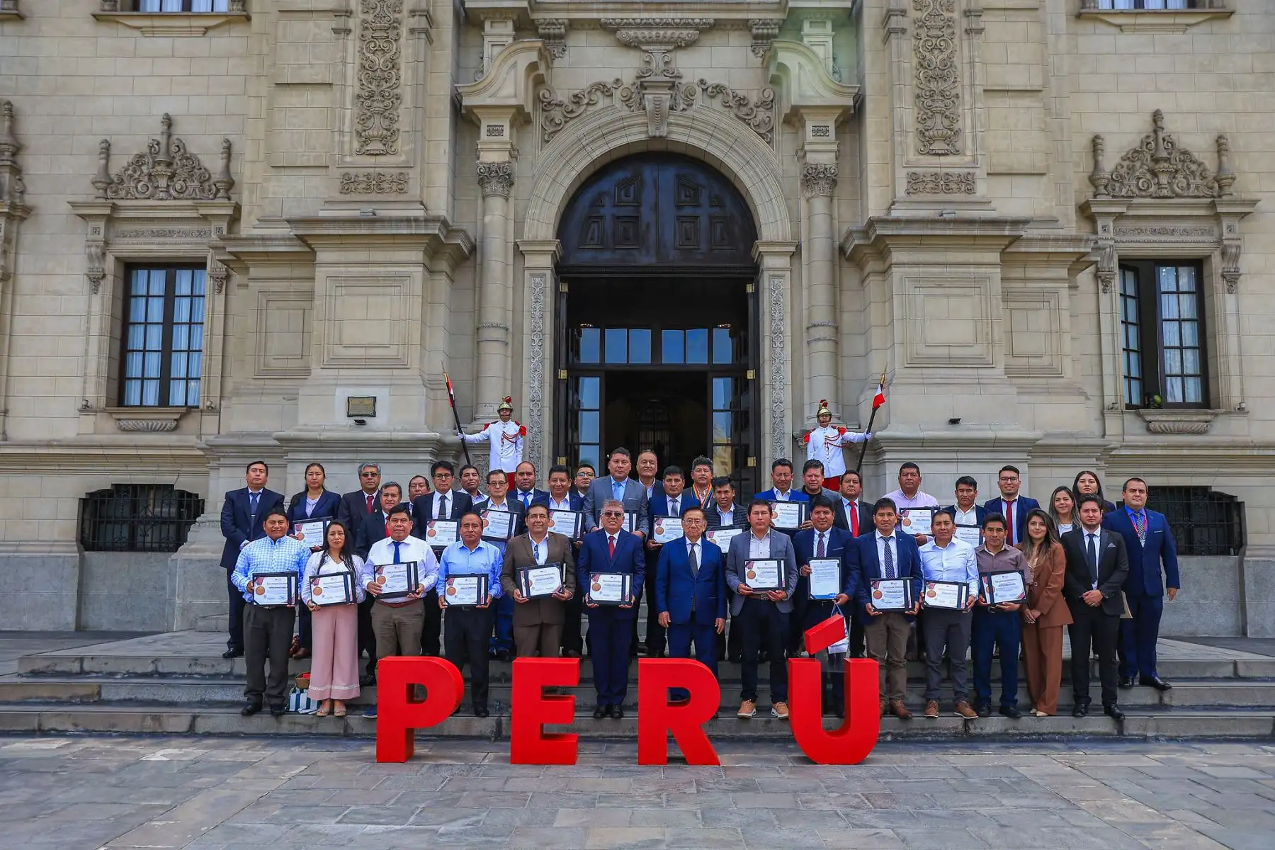 Presidente José María Balcázar participa de la ceremonia de Suscripción de Convenios de Cooperación Interinstitucional para la Región Cusco. Foto: ANDINA/Prensa Presidencia
