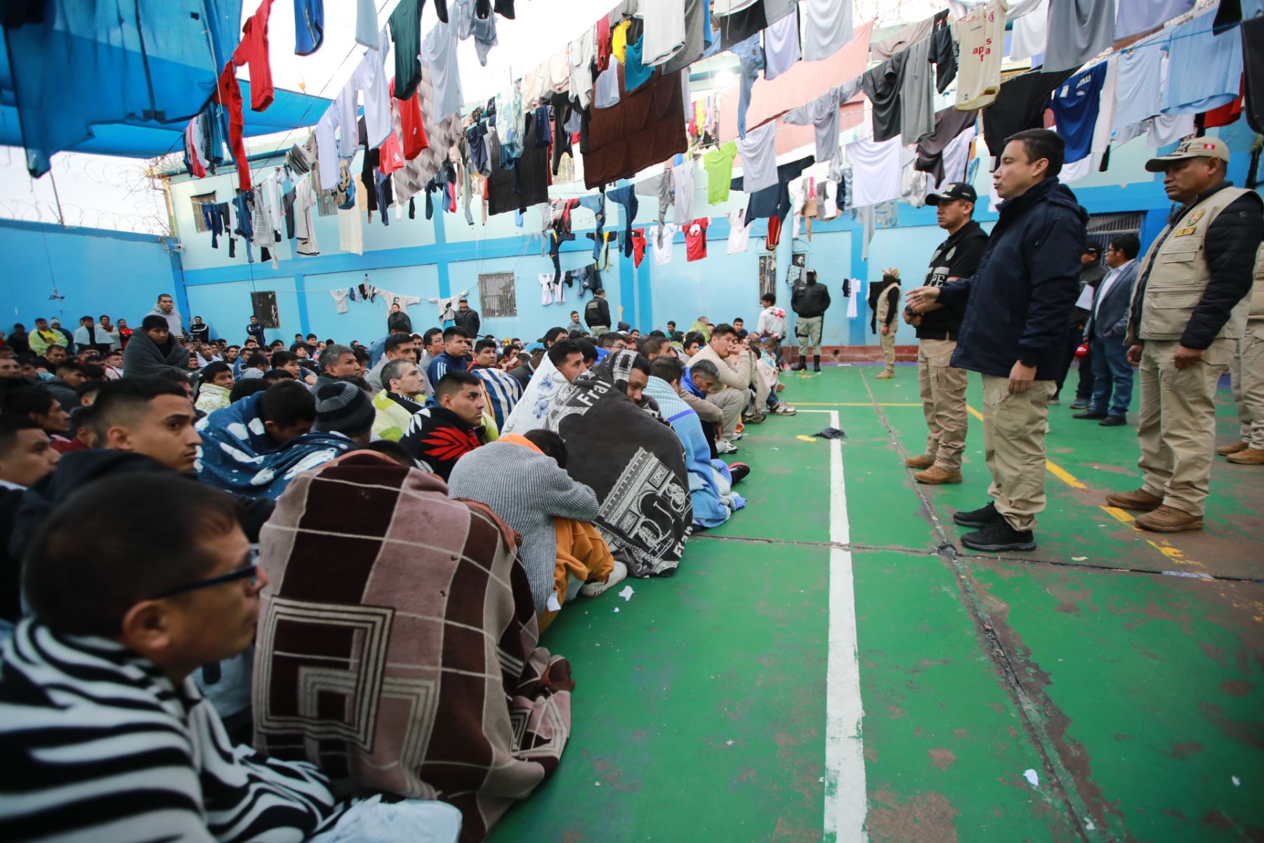 Un total de 30 internos considerados de alta peligrosidad serán trasladados desde el establecimiento penitenciario de Socabaya, en el departamento de Arequipa, al de Cochamarca en Pasco, informó el ministro de Justicia, Luis Jiménez. Foto: ANDINA/Difusión MINJUS