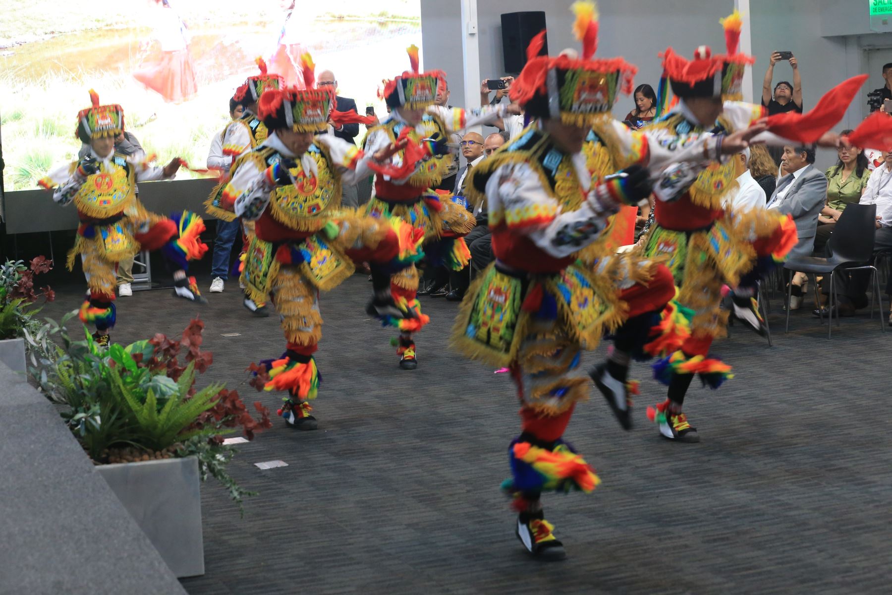 Se trata de la mayor feria andina que cuenta con el respaldo de Promperú, el Ministerio de Comercio Exterior y Turismo (Mincetur); Ministerio de la Producción, la Agencia de Promoción de la Inversión Privada (ProInversión) y la Comisión Nacional para el Desarrollo y Vida sin Drogas (Devida).Foto: ANDINA/Héctor Vinces