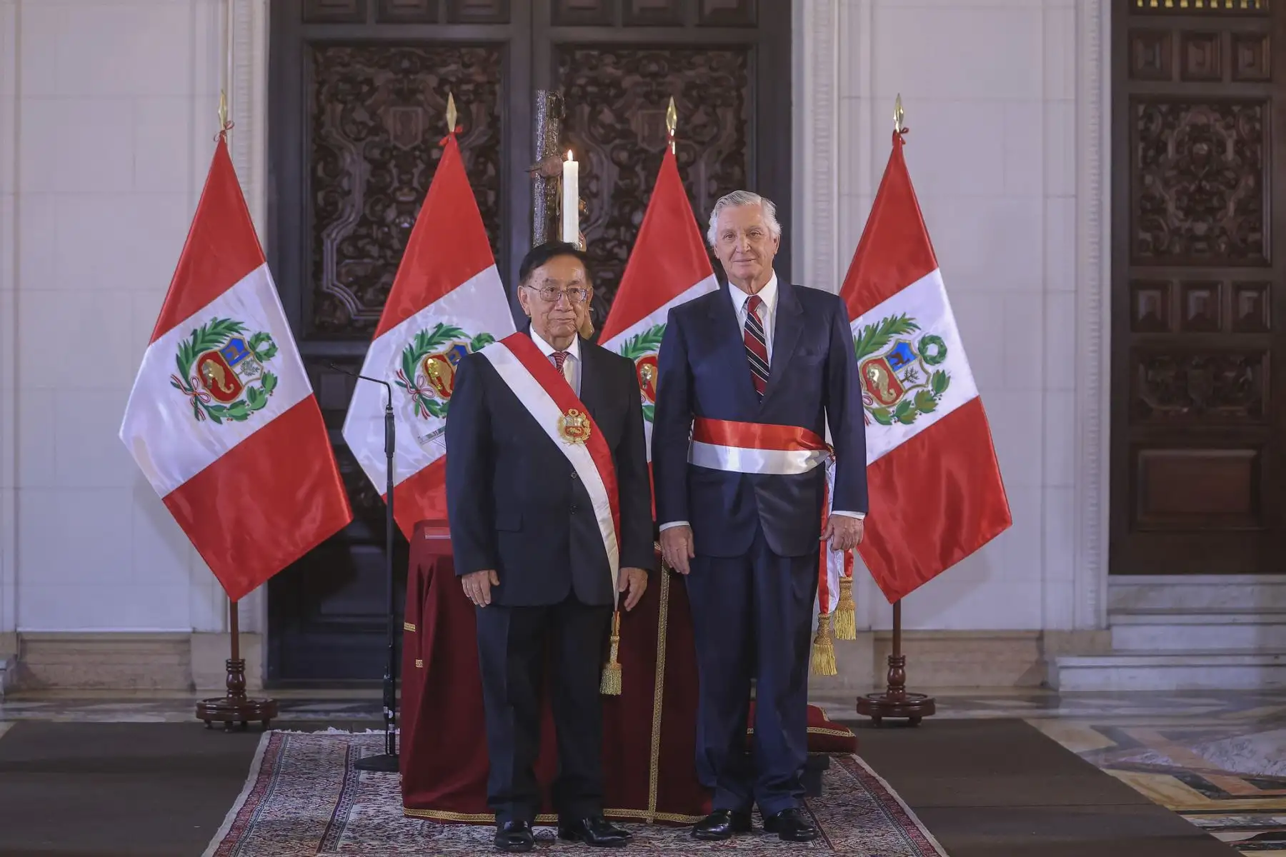 El presidente de la República del Perú, José María Balcázar, tomó juramento a Carlos José Pareja Ríos como nuevo titular del Ministerio de Relaciones Exteriores. Foto: ANDINA/Prensa Presidencia