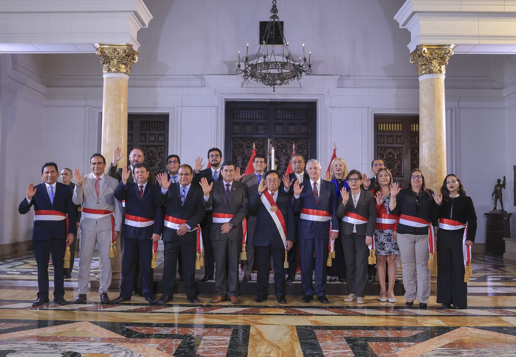 El presidente de la República del Perú, José María Balcázar, tomó juramento a Carlos José Pareja Ríos como nuevo titular del Ministerio de Relaciones Exteriores. Foto: ANDINA/Prensa Presidencia
