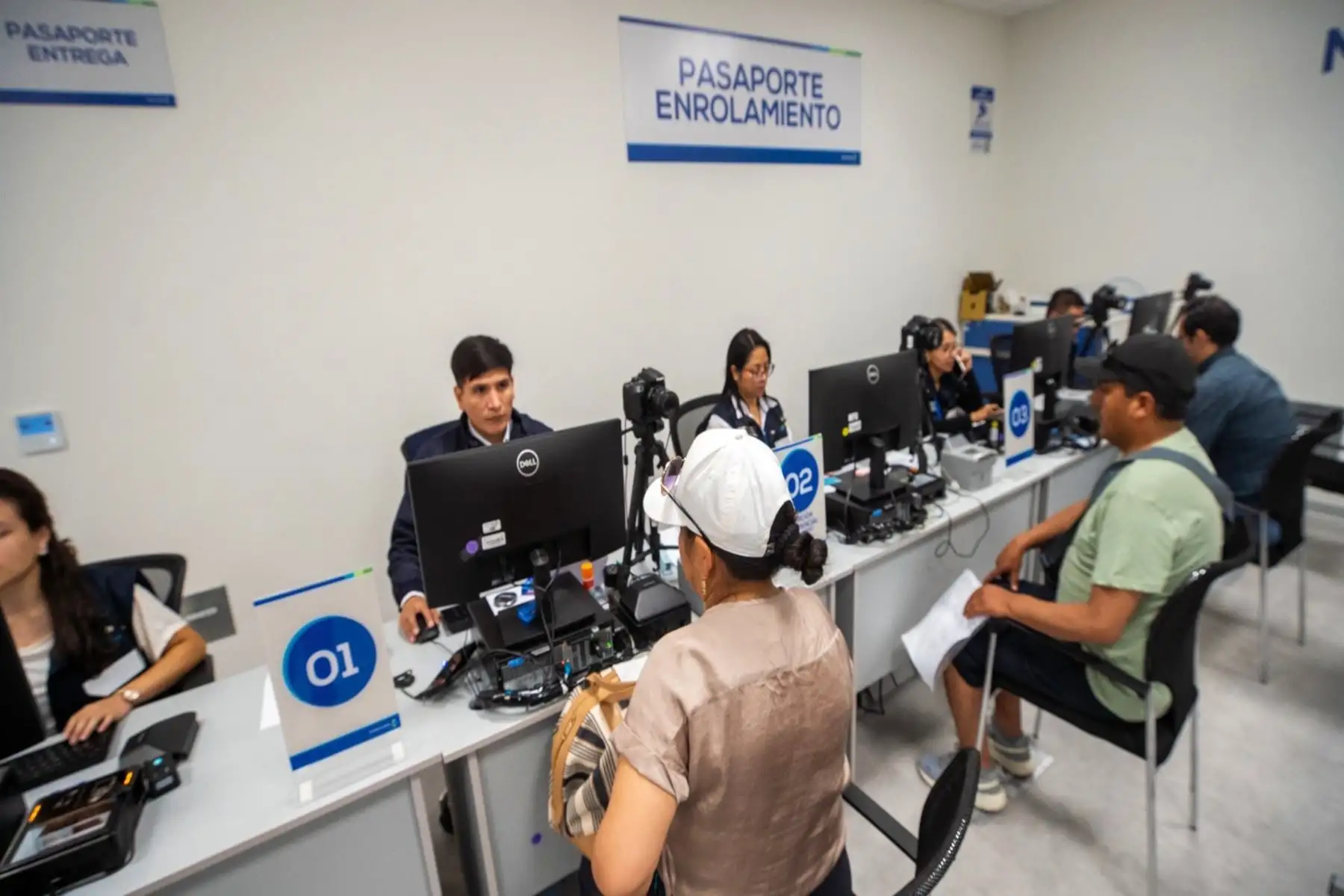 Migraciones atiende solo pasaportes de urgencia en Jorge Chávez el 29 de junio