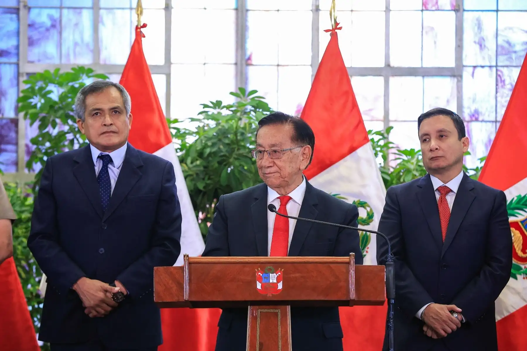 El presidente José María Balcázar participa en la firma de un convenio entre los ministerios del Interior y de Justicia y Derechos Humanos, que establece la defensa legal gratuita a miembros de juntas vecinales que enfrentan la delincuencia. Foto: ANDINA/ Prensa Presidencia