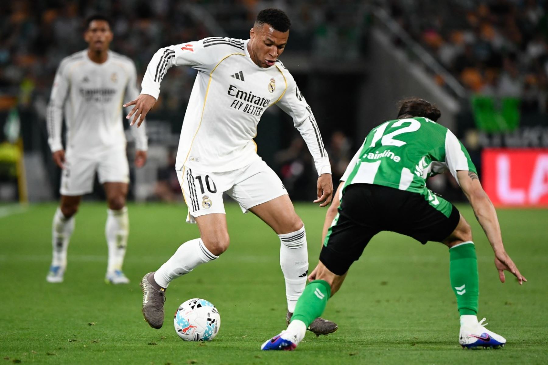 Real Madrid tropieza al empatar ante Real Betis y Kilyan Mbappé pidió ser sustituido