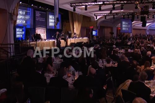 Evacuan a Donald Trump de una cena con periodistas por aparentes disparos