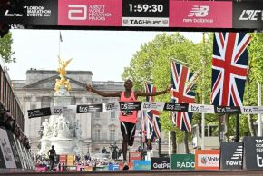  Sabastian Sawe impone récord mundial en maratón y rompe la barrera de las dos horas