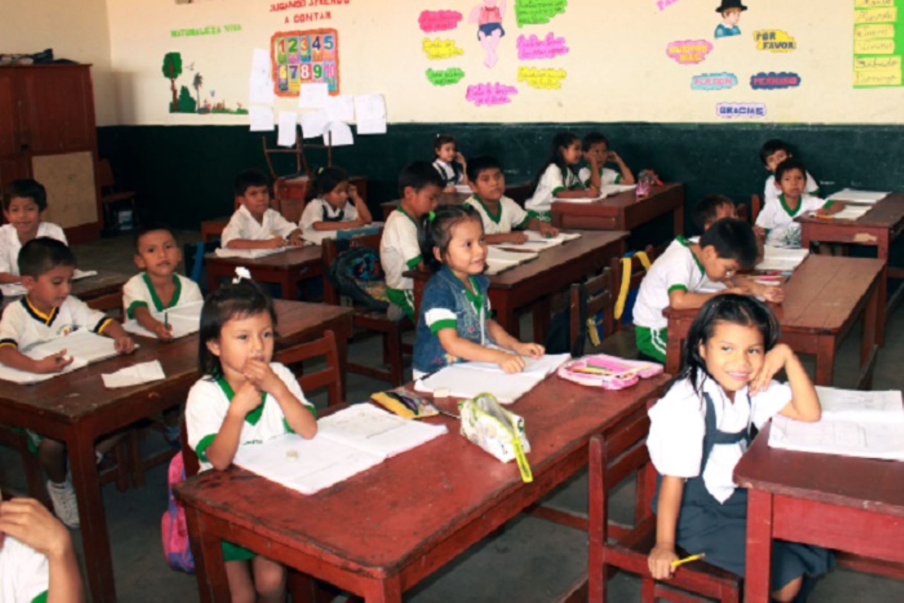 Loreto: Minedu restablece servicio educativo en Bretaña con traslado inmediato de docentes