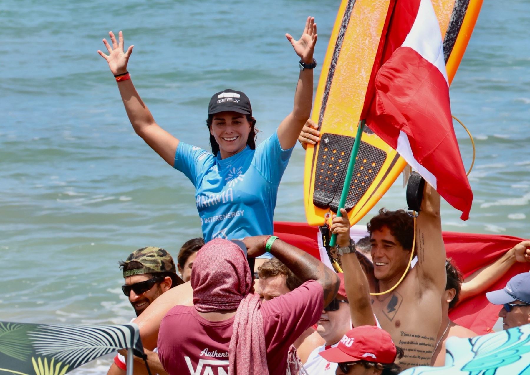 Vania Torres se corona tricampeona en los Juegos Panamericanos de Surf en Panamá
