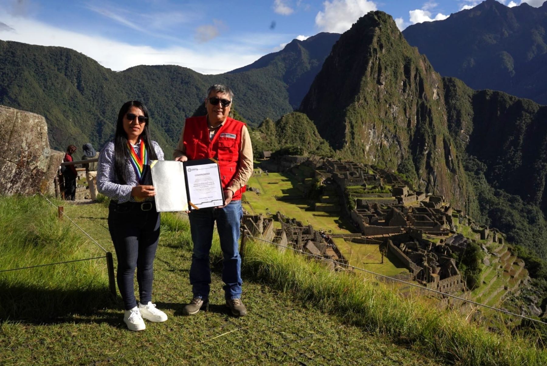 Cusco: impulsan incorporación de Machu Picchu a iniciativa #ModoNIñez